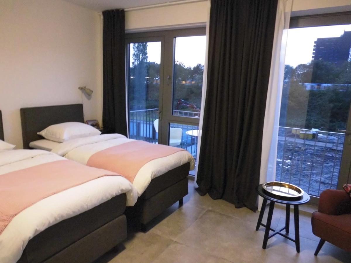 Bed & Breakfast Mondriaan 2*